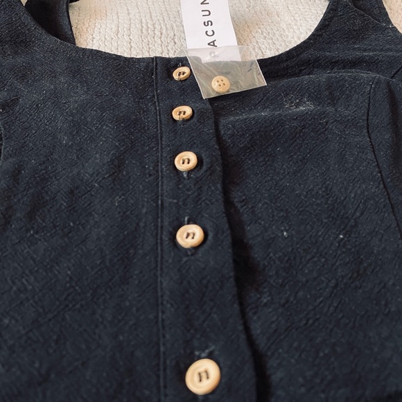 NWT - Picture 2 of 3